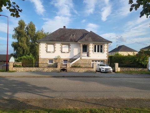Maison sous-sol, centre Bourg - plus de `135 m2