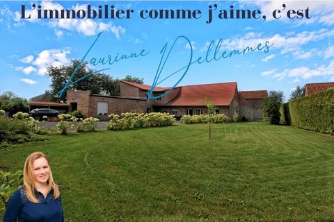 Ancien Corps de Ferme comprenant une maison en semi plain-pied de 160 m² et 3 Gîtes Rentables (possibilité 4)