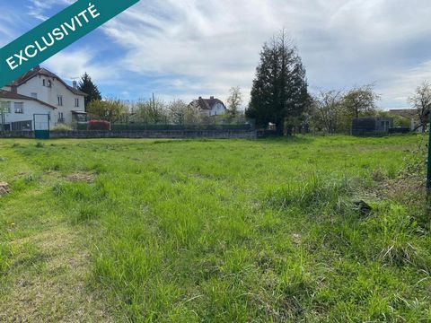 Terrain constructible idéalement situé !