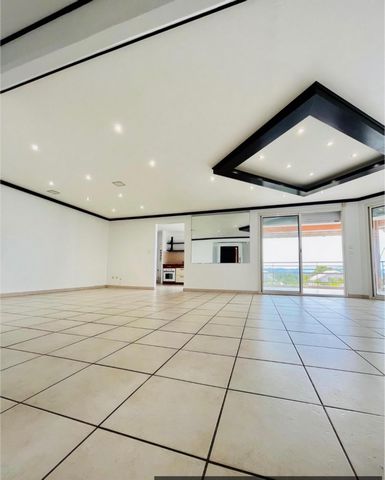 appartement T4 + grande terrasse vue imprenable sur baie de FdF