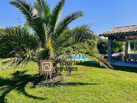 Elegance and Charm in the Heart of the Charente Christel Milcan, your prestigious real estate advisor, presents a magnificent traditional Charente house, carefully restored and offering an exceptional living environment. On the ground floor, you will...