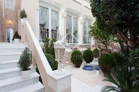 This stunning historic manor house in Caldes d'Estrac is situated in a quiet location next to the sea. Dating back to the mid 1800s it was designed by the renowned Barcelona architect, Sagnier i Villavechia, whose works are well known from the same p...