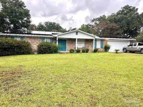 New Roof installed 2021, New Hot water heater 2021, HVAC 2013; Ranch style 4 bedrooms 2 full baths; as you enter the double front doors, step into the foyer to the right is the formal living room and formal dining room. This house boast a open large ...