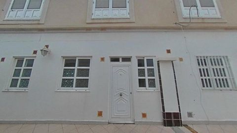 We present you this 2 premises located in Adeje, Santa Cruz de Tenerife. The property is distributed on one floor. It has all the necessary services around it, such as supermarkets, banks and pharmacies. In addition, the place is located next to the ...