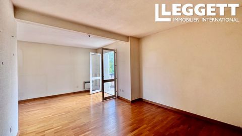 A24330BE24 - Just a few minutes from the shops and services in Bergerac, this beautiful flat of around 72 m2 is a great opportunity for a first-time buyer, property investment or holiday flat. Information about risks to which this property is exposed...