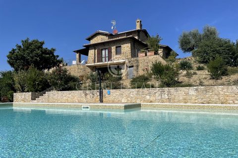 Casale Santa Barbara is a splendid countryhouse set in a highly panoramic position in the rolling hills of central Umbria, halfway between Perugia and Todi. The countryhouse is set on 3 levels for a covered surface area of approximately 250 square me...