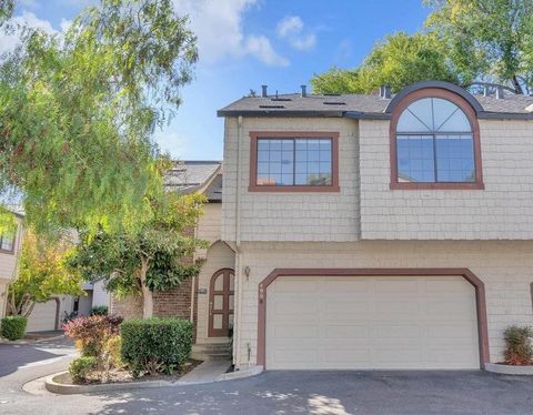 Welcome to the serenity of home at the Chateau Chambord Community of Campbell. Smartly nestled in a wonderful residential community with easy access to south Bay Area freeway systems, this is a home you will want to see! Nestled on a private communit...