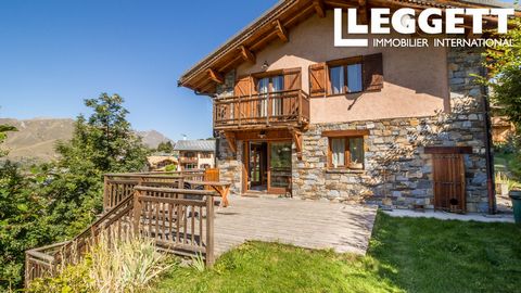 A24550LDS73 - This lovely chalet is located in the traditional village of Saint Marcel in the heart of the Belleville Valley, just 1km from Saint Martin de Belleville with access to the full 3 Valleys ski area. The chalet features 4 bedrooms, an addi...