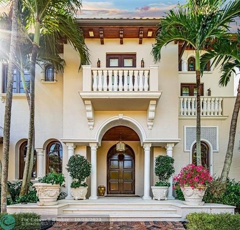 Completely renovated waterfront estate down to the finest of details yielding a depth of design that is sophisticated yet contemporary. Located in exclusive Harbor Beach, this 6 bd, 7 ba estate w/8,531 sq ft of living area, w/112 ft of deep water & o...