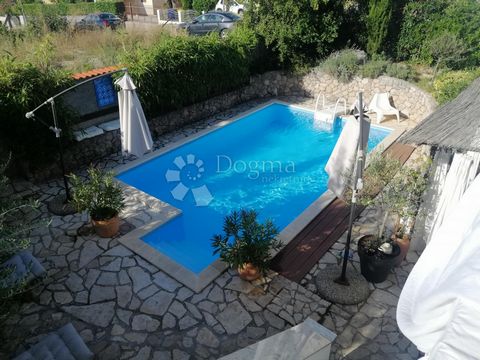 ID CODE: APP8558 Darko Rubeša Agent s licencom Mob: 091/570-4024 Tel: ... E-mail: ... ... />Features: - Terrace - Garden - Barbecue