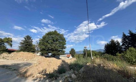 SUPRIMMO agency: ... We present a plot of land with an area of 1340 sq.m in the village of Banya. The property is located only 5 km from the ski resort of Bansko. The plot is located in the village itself and is suitable for investment purposes or bu...