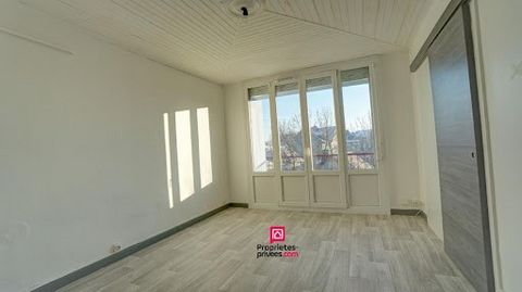 90000 BELFORT, apartment of 64 m2, bright and crossing, offering you a comfortable and practical living environment. Nestled on the 3rd floor of a building without elevator, it benefits from a recent renovation (2022/2023) ensuring modern comfort. Ch...