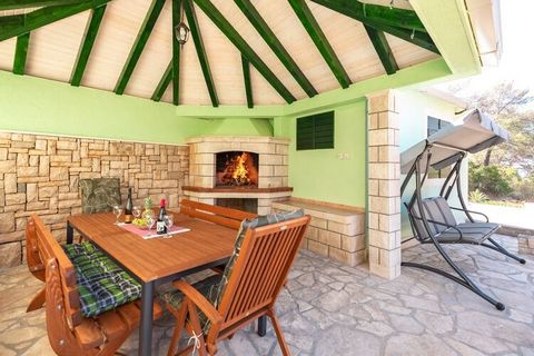 Holiday Home Melanie is self catering accommodation located at Korčula Island. Private parking is provided, so as BBQ facilities. Pets are allowed free of charge. This lovely holiday home has private entrance and is perfect fit for up to 10 people. I...