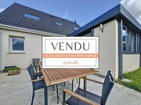 MAISON INDIVIDUELLE RECENTE SEMI PLAIN-PIED + 3 CHAMBRES + JARDIN + CARPORT EN EXCLUSIVITE ! Garantie Décennale ! Coup de coeur assuré pour cette maison individuelle en semi plain-pied construite en 2019 de 105 m2 habitable, le tout dans un secteur i...