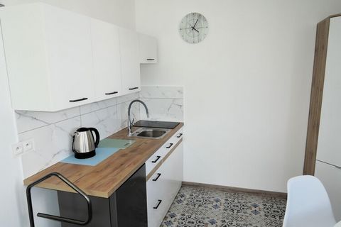 Komfortowy apartament wakacyjny w Mrzeżynie cieszy się wyjątkową lokalizacją tuż przy piaszczystych plażach, otoczony bujnymi lasami, co czyni go idealnym miejscem na relaks, wypoczynek i regenerację. Zlokalizowany w sercu kurortu, stanowi doskonały ...