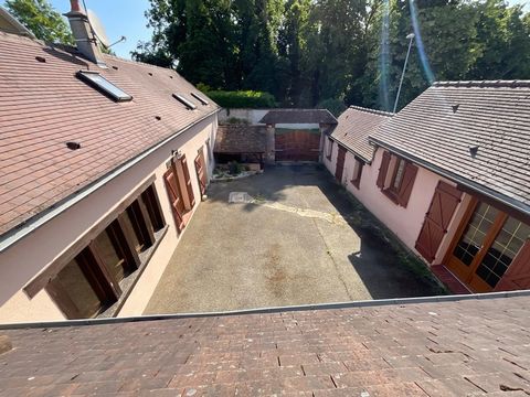 Maison à vendre 6 pièces BARJOUVILLE (28)