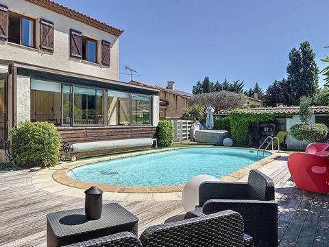 OPPORTUNITE A SAISIR! maison T6 de 127 m² avec piscine