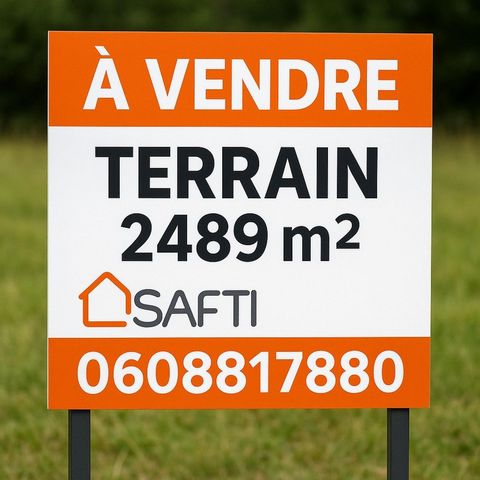 Superbe terrain constructible de 2489 m²