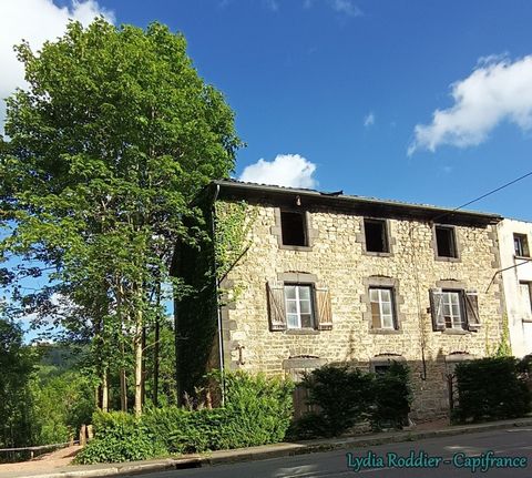 Maison à vendre 11 pièces - Château-Gaillard (63300)