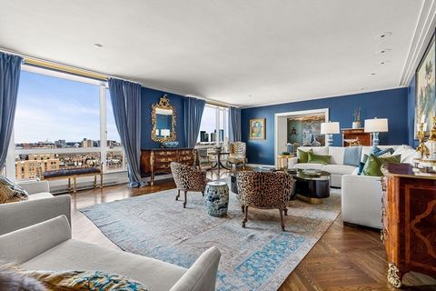 RARE Opportunity: a combination of 2 of the most desirable units at The Carlton House attached to the luxurious Newbury Hotel. Incredible space, with numerous floor to ceiling windows offering sweeping views of The Charles River, Public Garden and a ...