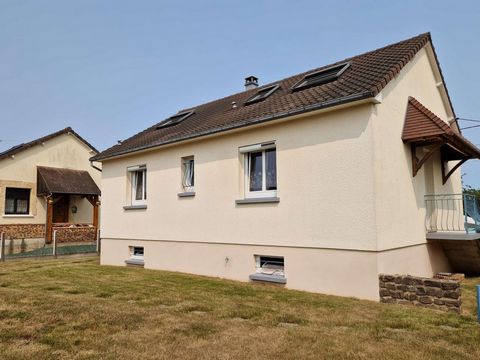 Maison de bourg sur sous-sol à SPAY avec 4 chambres jardin