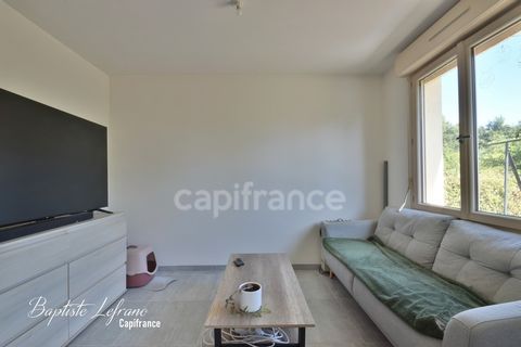 Maison de plain-pied avec jardin à BÉCON-LES-GRANITS - 77 m² habitables - 4 pièces