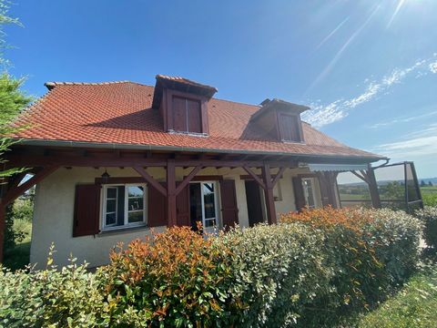 Maison traditionnelle au calme