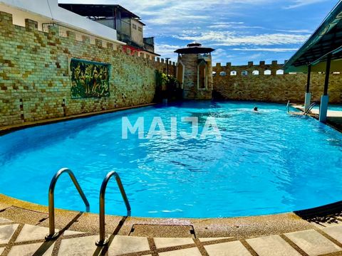 Upplev det bästa av Pattaya i denna fantastiska lägenhet med 1 sovrum. Detta 14-våningshus ligger i centrala Pattaya och erbjuder en bekväm och bekväm livsstil. Lägenheten är på 54 kvm, med 2 badrum och toaletter. Denna fastighet är idealisk för en e...