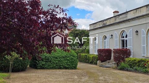 A vendre 2 H de Paris Maison de maitre vue exceptionnelle sur la Loire
