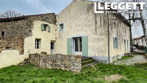 A07715 - Rural France with opportunity to expand, if required. A property which would benefit from a little refresh, packed with character and features. Information about risks to which this property is exposed is available on the Géorisques website ...