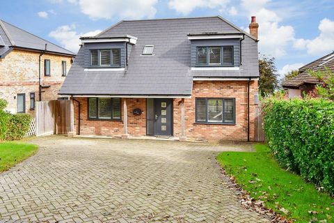 We bought this house from new ‘off plan’ so were able to choose many of the fixtures and fittings as well as the bathrooms and kitchen units and appliances. There is no forward chain so the house is ready for new owners to enjoy everything about this...