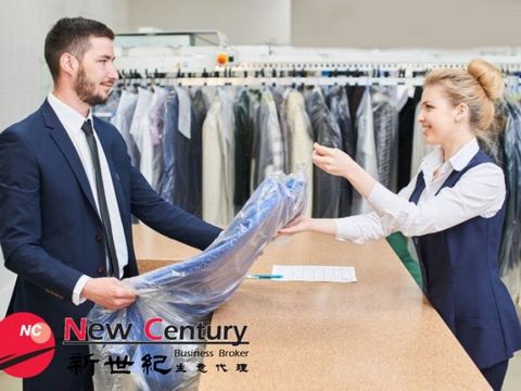 DRY CLEANERS-- FAIRFIELD--#7453031 dry cleaner * LOCATED ON THE SIDE OF THE BUSY MAIN ROAD IN FAIRFIELD, IT IS CONVENIENT FOR PARKING WITH HIGH TRAFFIC AND HIGH TRAFFIC * The shop area is 150 square meters * $8,000 per week, open for 6 days * Low wee...