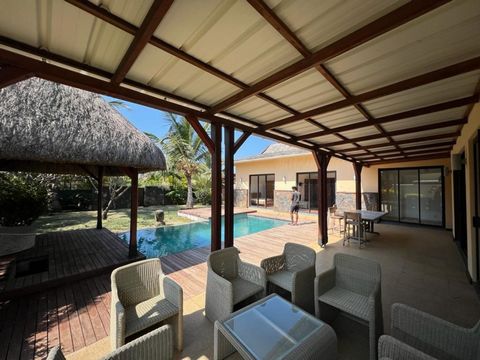 REF: DIP841NATV6CR Accessibility: Mauritian & Foreign (Purchase giving access to Mauritian residence permit) Location: Cap Malheureux, Mauritius Category: Resale Status: Ready to move in Type: Modern RES Villa Features : • Villa with 4 ensuite bedroo...