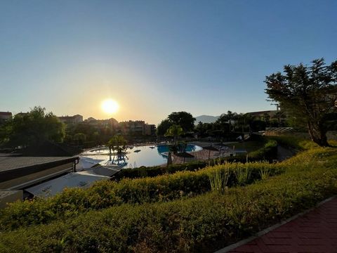 Fantastic ground floor duplex apartment, that has been combined from 2 separate apartments,situated in the sought after Sol Andalusi Urbanización which has 150,000m2 of secure gated grounds with 2 swimming pools, padel courts, a gym and a restaurant/...