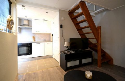 Renovated summer house 1 minute walk from the beach for 2 people ! For rent from 1 April 2023 until the end of October 2023: Completely renovated summer house in Katwijk aan Zee for 2 persons. Equipped with a new kitchen, bathroom and much more. This...