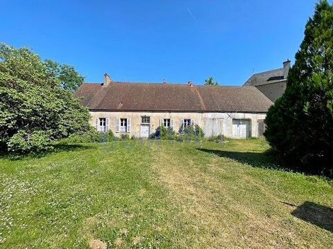 Burgundy, North Morvan, former presbytery to renovate including: On the ground floor with a living area of about 187 m² on the ground floor: an entrance hall 21 m² approx serving a kitchen room of 13 m² approx, a living room with fireplace 31 m² appr...