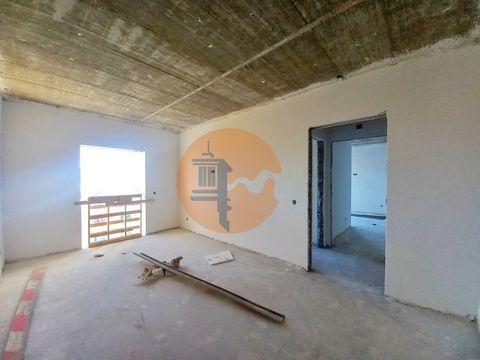 Exceptional 2-Bedroom Duplex Apartment with Garage and Storage in Almancil Discover this outstanding 2-bedroom duplex apartment, offering a total area of 179m², currently under construction in the heart of Almancil. Combining modern design with high-...