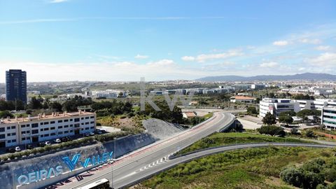 Il s'agit d'une opportunité d'investissement unique dans la municipalité d'Oeiras. Le terrain de 11500 m2 laissera place à un nouveau Lot et à un nouveau développement. Il s’agit d’une option d’investissement qui mérite l’attention des meilleurs inve...