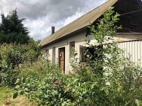 In de stad Aubermesnil-Aux-Érables, op 5 minuten van de winkels en 30 minuten van de zee, verandert u van accommodatie voor een oude boerderij van 55m2 bestaande uit een ingang naar de keuken met houtkachel (14 m2), een woonkamer van 12 m2, een slaap...