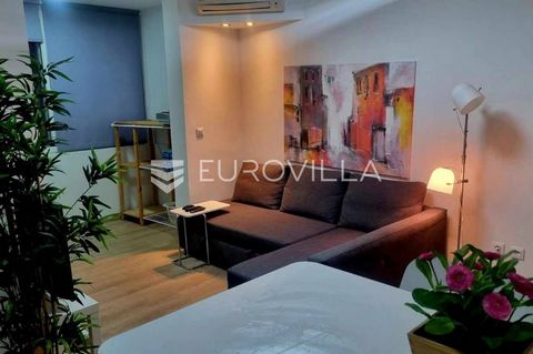 Istria, Rovinj, apartment for rent till March 25th, 2025, with one bedroom 10-minute walk from the city center. Not far from the center of beautiful Rovinj, one of the most famous tourist destinations on the Adriatic, an apartment is available for sh...