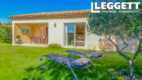 85253DDE04 - Recently built, this spacious and beautiful single storey house (98 m²) is located near Forcalquier, in the wonderful Provençal environment. The plot of 600 m2 is well maintained and surrounded by trees and shrubs, and offers a large rel...