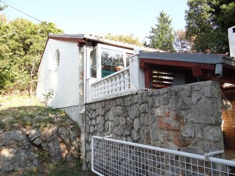 Location: Primorsko-goranska županija, Novi Vinodolski, Klenovica. NOVI VINODOLSKI, KLENOVICA - casa indipendente con vista mare + giardino! OPPORTUNITÀ! La casa indipendente con vista mare è composta da tre camere da letto, un bagno e una cucina, e ...