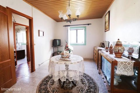 2+1 bedroom villa located in Valada, close to shops, schools and services. The property consists of two bedrooms, a living room, a kitchen with fireplace and a bathroom. The house also has an attic that can be used for its expansion. Inserted in a pl...