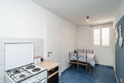 Apartment & Rooms Alan is a family run accommodation situated along Gruz bay in quite area and friendly neighborhood. Apartment & Rooms Alan offers complimentary WI-FI available in all guest rooms as well as common sunny terrace overlooking the sea a...