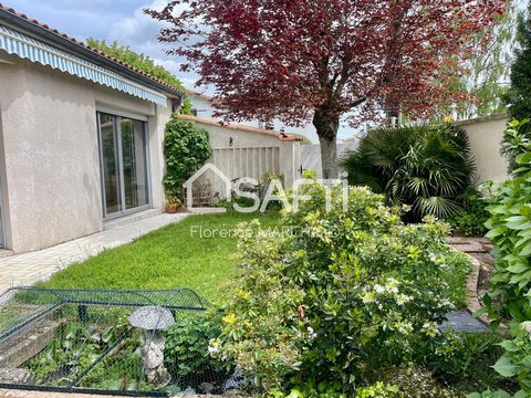 Venez découvrir, à 15 min de la Brèche à pied, cette jolie maison traditionnelle d'environ 200 m2 implantée sur un spacieux terrain de 1300 m² avec piscine. Le rez-de-chaussée vous offre un grand séjour-salon lumineux et chaleureux avec cheminée ouve...