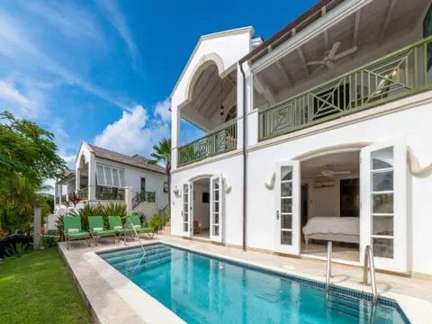 Perché dans le prestigieux Royal Westmoreland Golf Resort à St. James, à la Barbade, le Sugar Cane Ridge 2 est une luxueuse villa jumelée de 3 chambres et 3 salles de bains offrant une vue imprenable sur le parcours de golf et la mer des Caraïbes. Le...