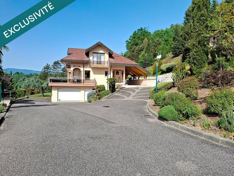 luxueuse maison d'architecte avec piscine intérieure