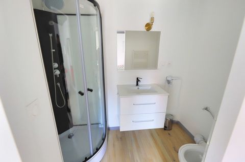 photo no. 2