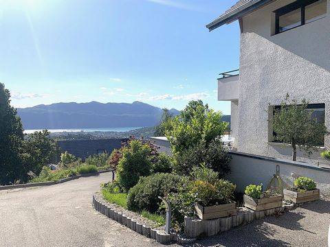 T4 avec jardin, piscine, garage et carport