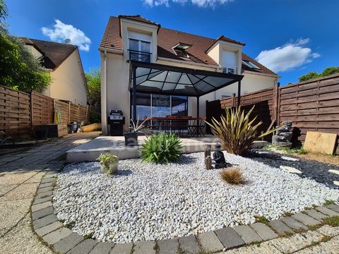 Maison de 2016 à vendre 4 pièces LARDY (91), 3 chambres, 2 stationnements proche commodités